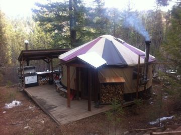 full yurt picture 1024x764