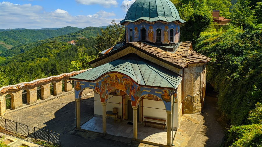 Соколски манастир, черквата